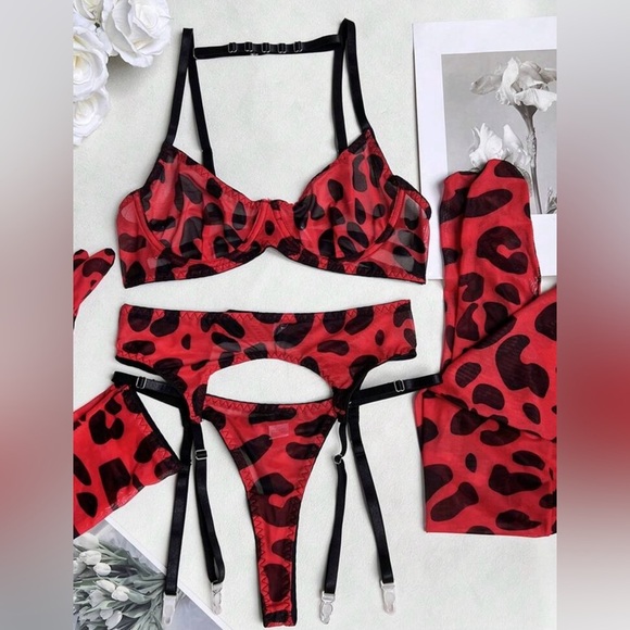 Sexy Red Leopard Animal Print Valentine’s Day 7 Piece Lingerie Set - Picture 9 of 13